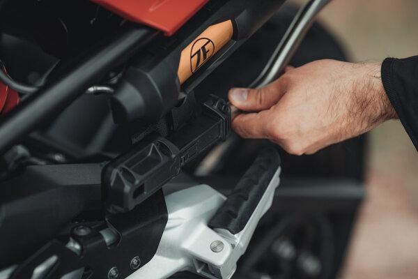 AbstandHalter Satteltaschen Blaze Ducati Monster  821 / 1200