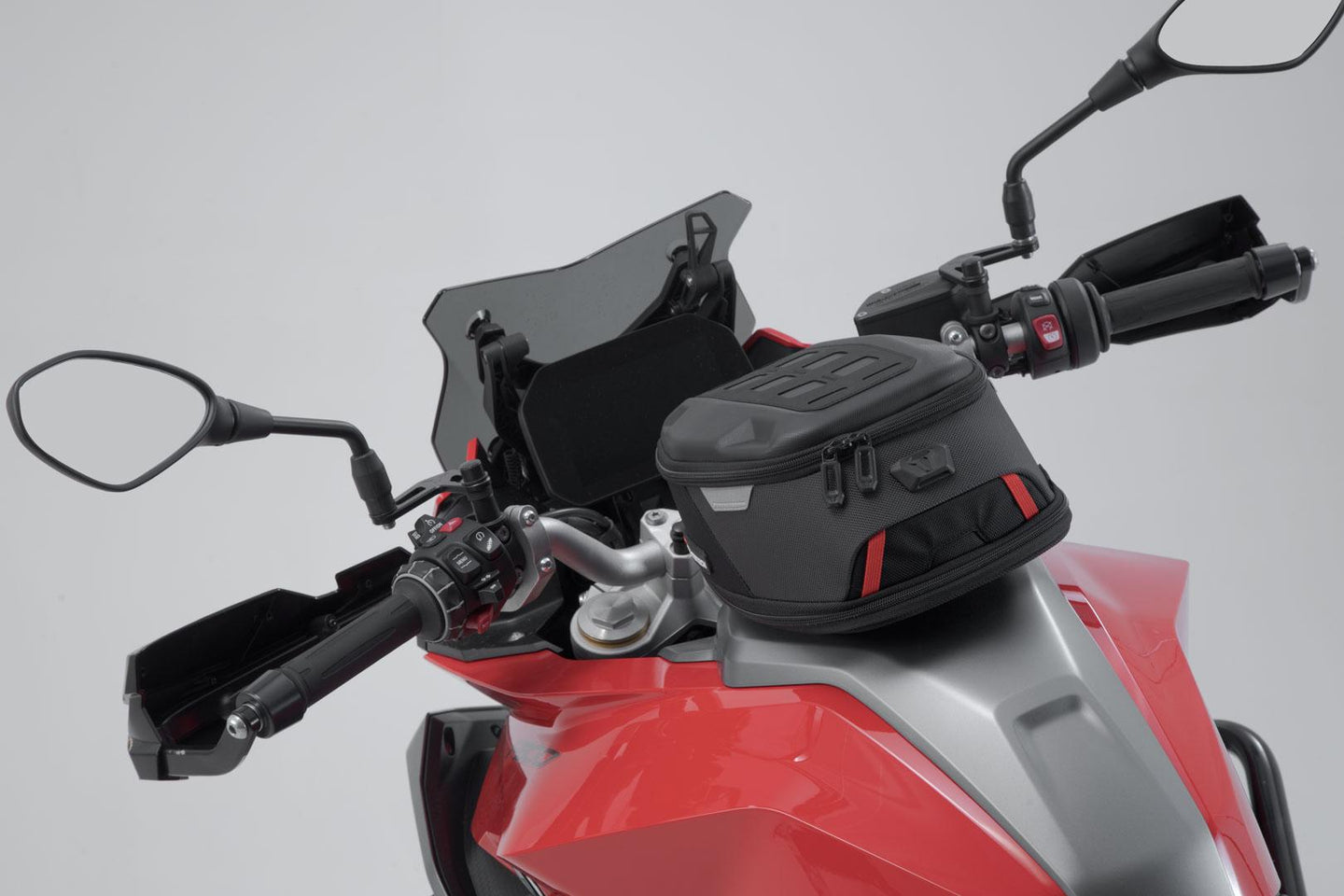 SW-Motech PRO Daypack Magnet Tankrucksack