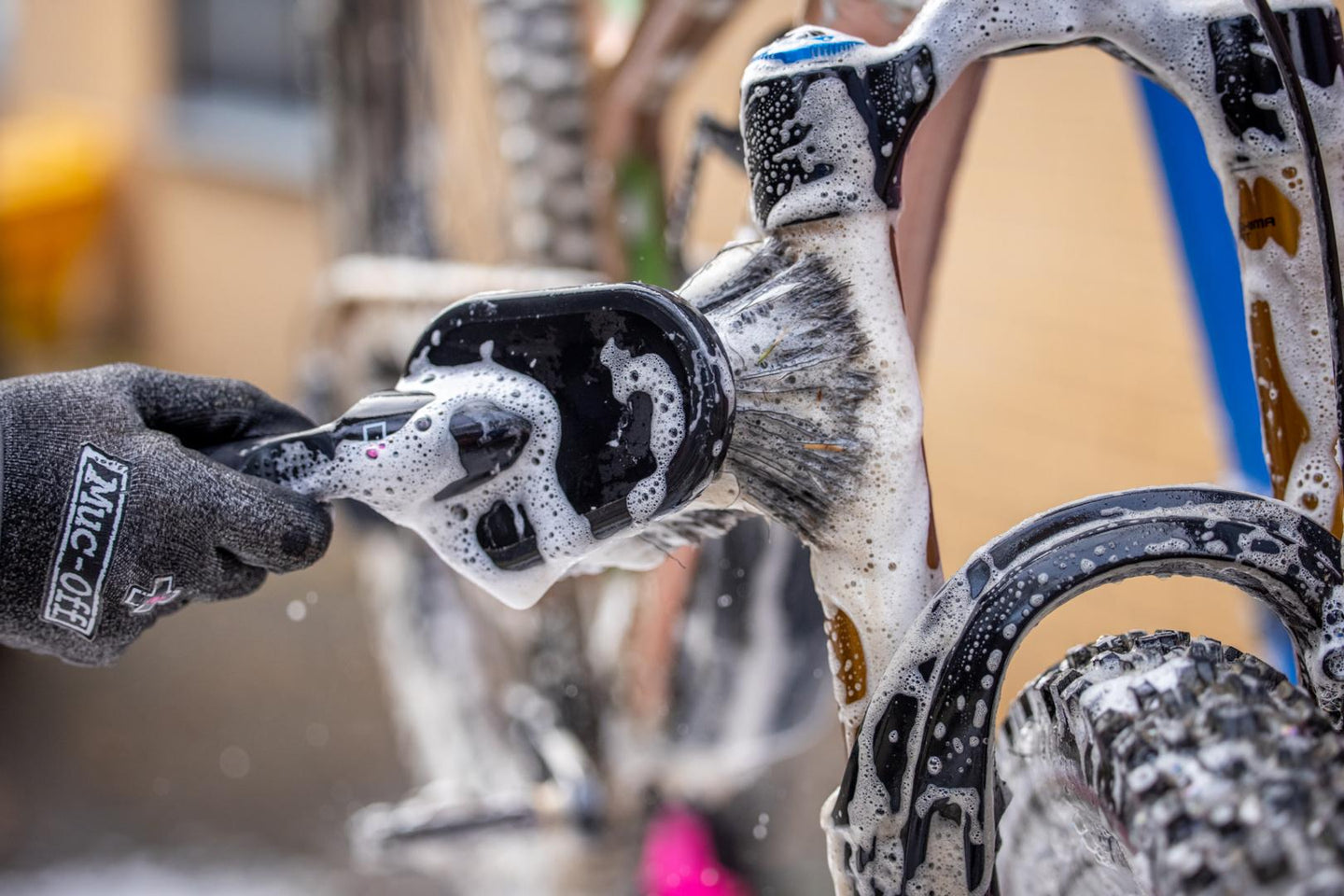 MUC-OFF Soft Washing Brush Uni