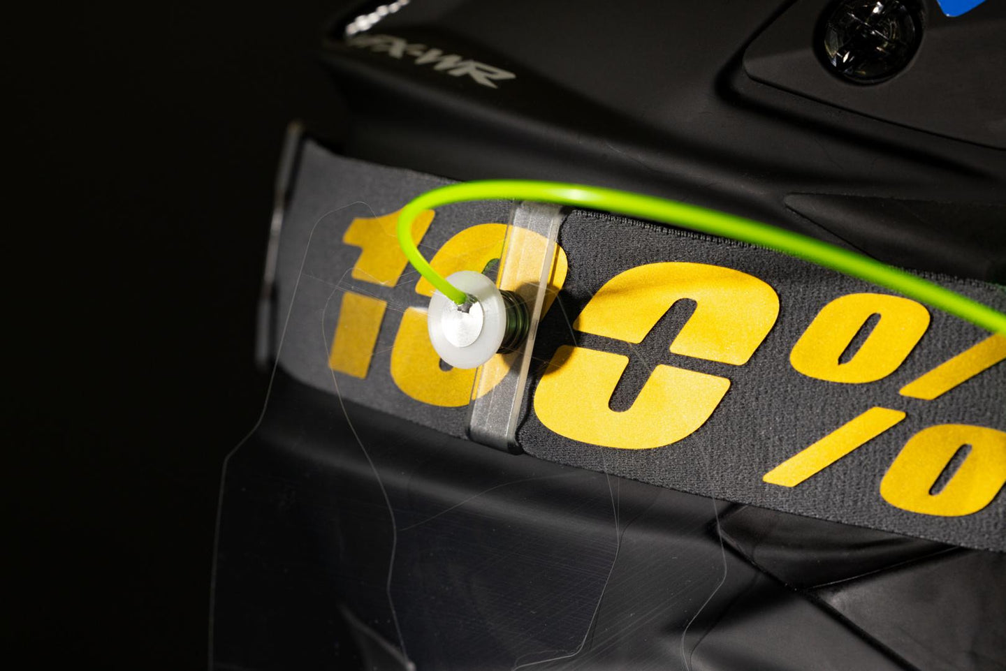 PRO GRIP GREEN STRIP ADHESIVE LENS Uni